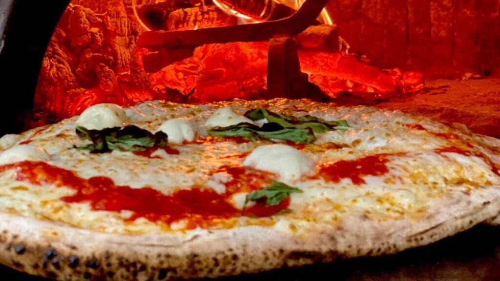 Pizza Spots in Charlotte-Aliño Pizzeria