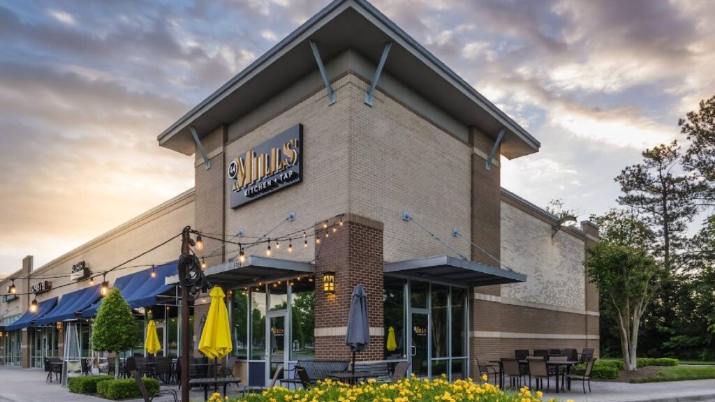 Breweries With Food in Charlotte-44 Mills Kitchen & Tap
