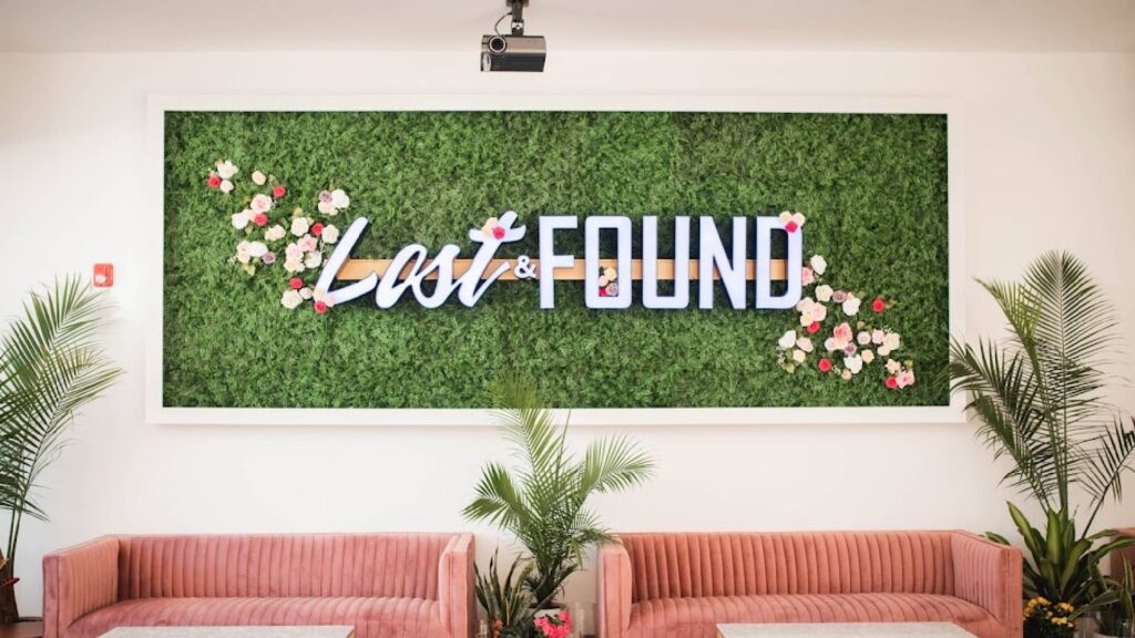 Late Night Bars in Charlotte-Lost & Found