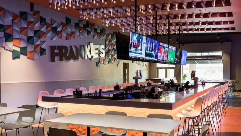 Must-Try Attractions at Frankie's Fun Park Charlotte-Frankie's Cafe