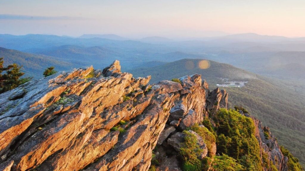 Must-Visit Mountains near Charlotte-Grandfather Mountain