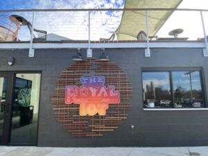 The Royal Tot Rooftop Bar in Charlotte-The-Royal-Tot-Rooftop-Bar-in-Charlotte-A-Must-Visit-Destination-for-Foodies-and-Cocktail-Lovers